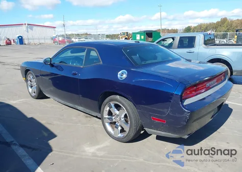 2014 Dodge Challenger Sxt z USA, uszkodzony, nr VIN 2C3CDYAG8EH180010
